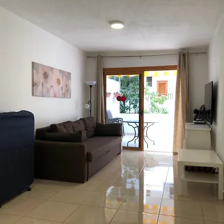 Garden City Playa Feñabe