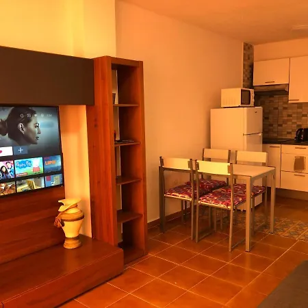 Garden City Apartamento *